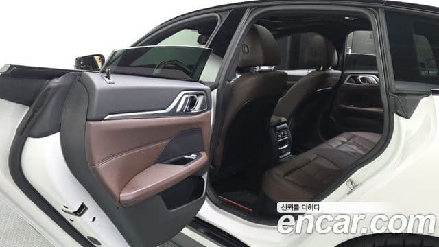 BMW 4 Series 2025 — Photo 6/34