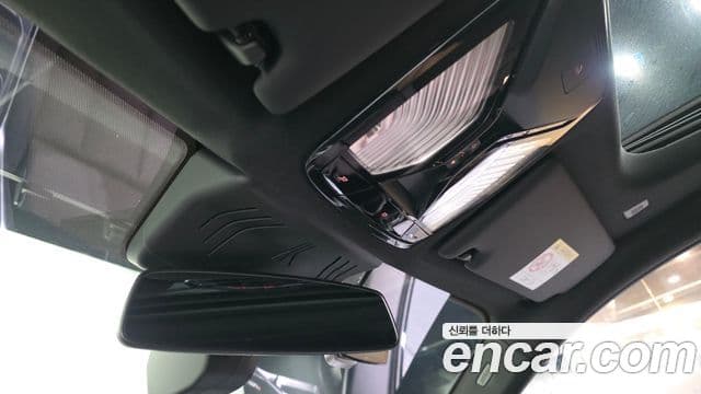 BMW 4 Series 2025 — Photo 8/34