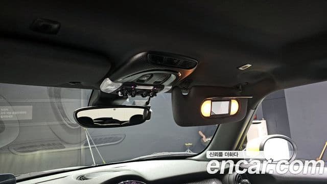 Mini Cooper Electric 2022 — ფოტო 26/34