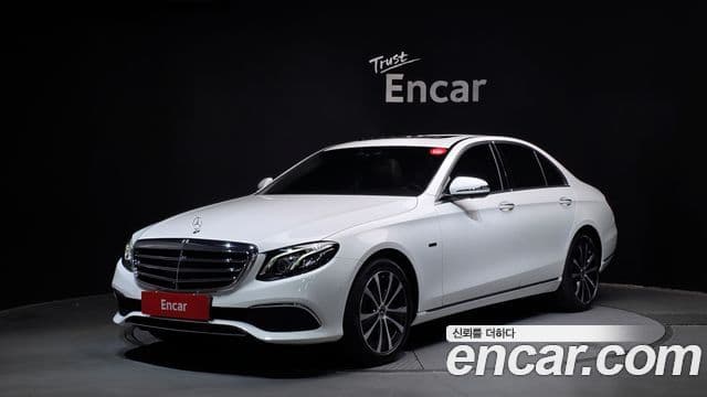 Mercedes-Benz E-Class 2020 — Şəkil 1/20