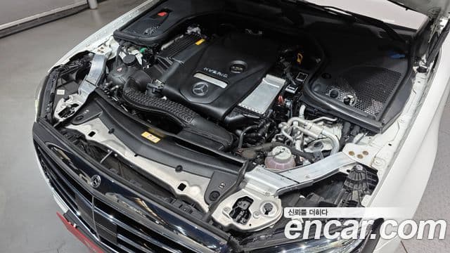 Mercedes-Benz E-Class 2020 — Şəkil 6/20