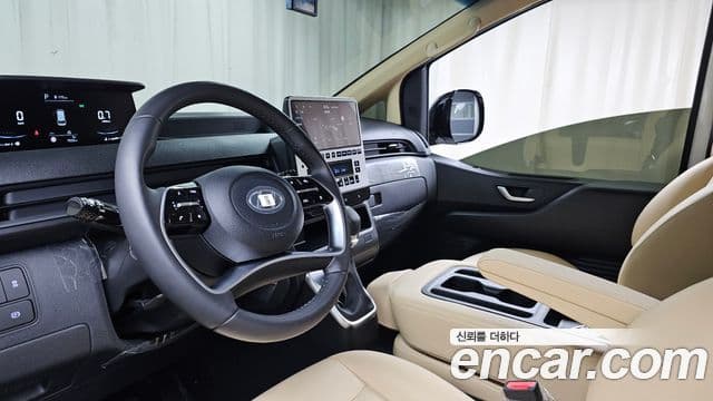 Hyundai Staria 2023 — ფოტო 7/20
