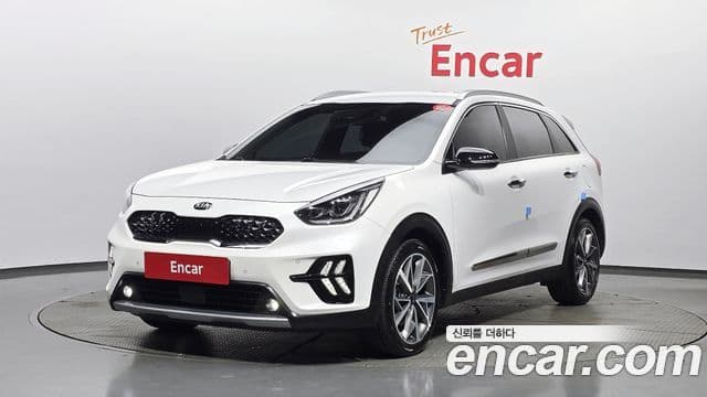 Kia Niro 2020 — Фото 1/20
