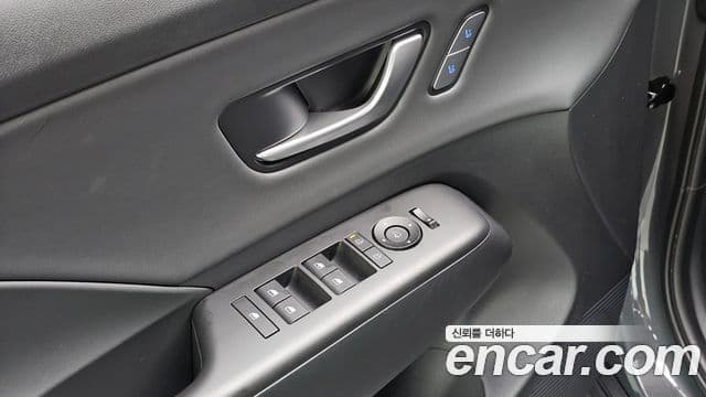 Hyundai Kona 2025 — Şəkil 18/20