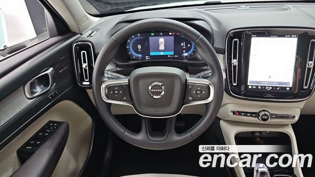 Volvo XC40 2025 — Şəkil 12/20