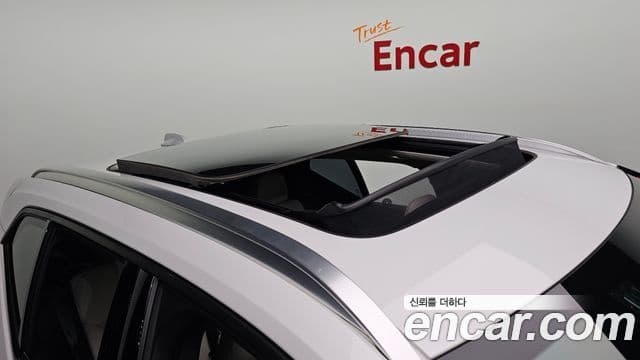 Volvo XC40 2025 — Şəkil 16/20