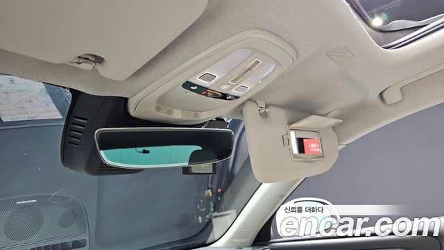 Volvo XC40 2025 — Şəkil 20/20