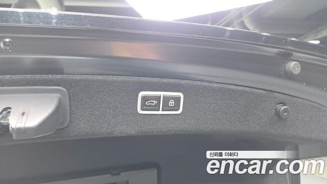 Genesis G80 2022 — ფოტო 17/31