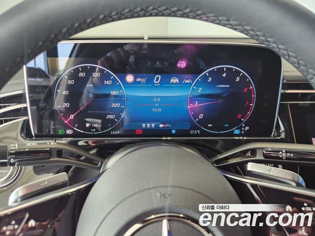 Mercedes-Benz E-Class 2025 — Фото 16/20