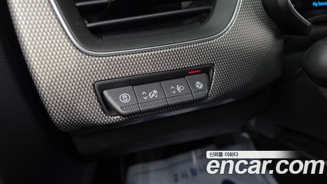 Renault Samsung Arkana 2025 — Фото 14/20