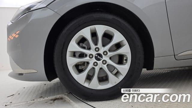 Kia K8 2022 — фото 5 из 20