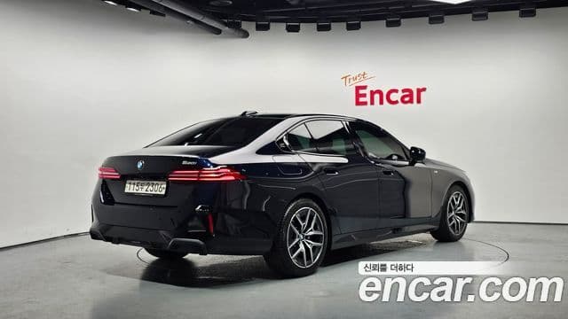 BMW 5 Series 2025 — Şəkil 2/20