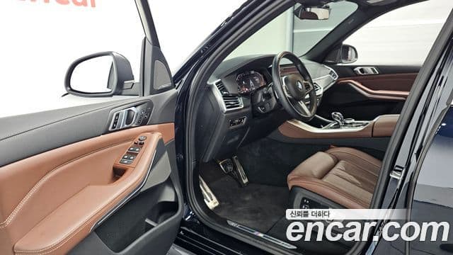 BMW X5 2023 — Şəkil 10/20
