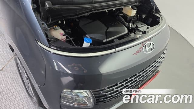 Hyundai Staria 2021 — ფოტო 6/20