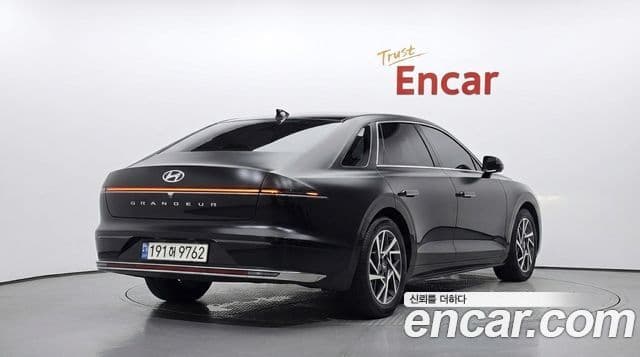 Hyundai Grandeur 2023 — ფოტო 2/20