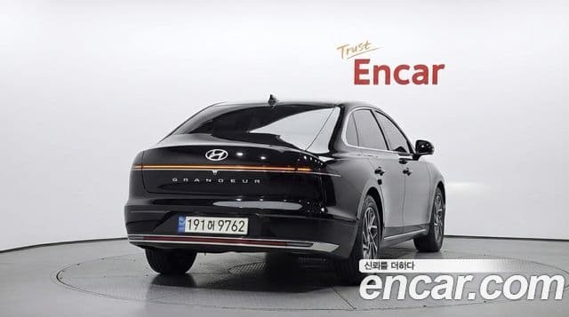 Hyundai Grandeur 2023 — ფოტო 4/20