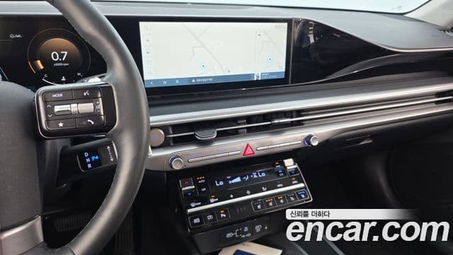 Hyundai Grandeur 2023 — ფოტო 15/20
