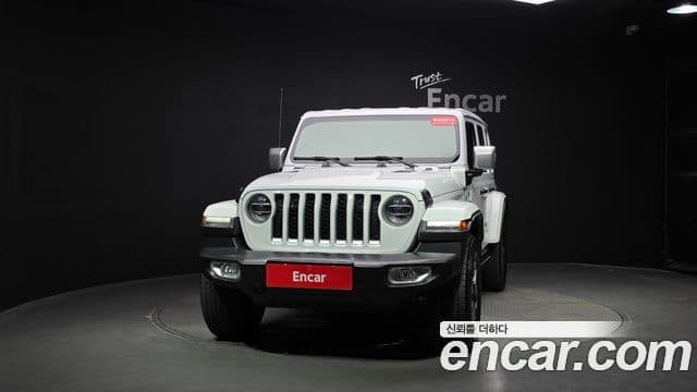 Jeep Wrangler 2022 — ფოტო 3/20