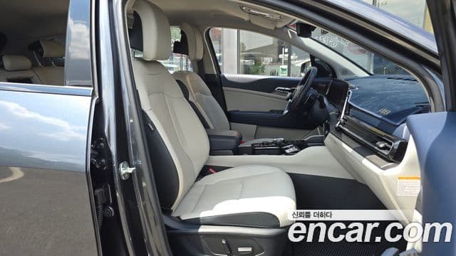 Kia Sportage 2021 — ფოტო 11/20