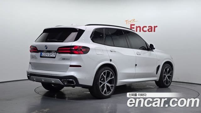 BMW X5 2025 — Photo 9/32