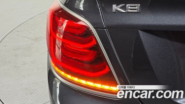 Kia The K9 2019 — Photo 22/34