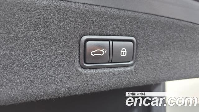 Kia The K9 2019 — Photo 14/34