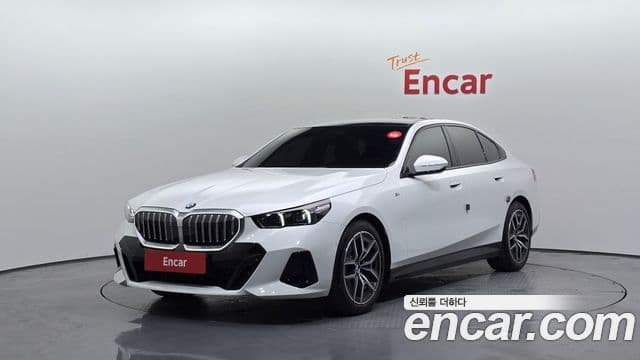 BMW 5 Series 2025 — ფოტო 1/20