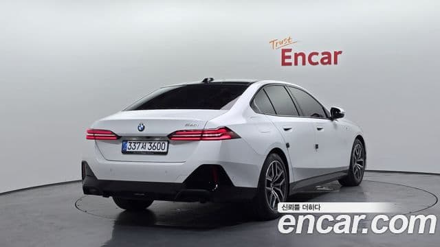 BMW 5 Series 2025 — ფოტო 2/20