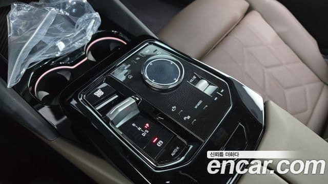 BMW 5 Series 2025 — ფოტო 9/20