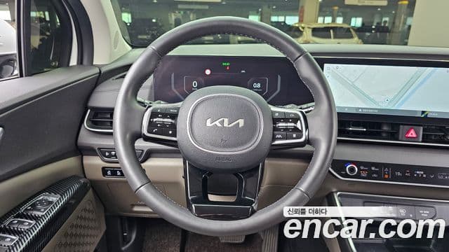 Kia Carnival 2024 — Şəkil 13/20