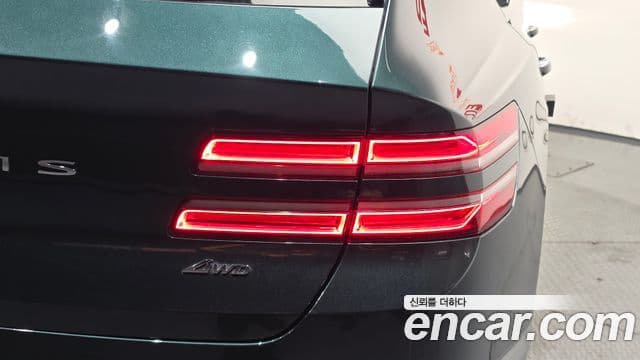 Genesis GV80 2020 — ფოტო 23/37
