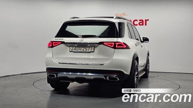 Mercedes-Benz GLE-Class 2023 — Фото 4/20