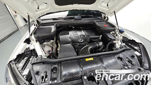 Mercedes-Benz GLE-Class 2023 — ფოტო 6/20