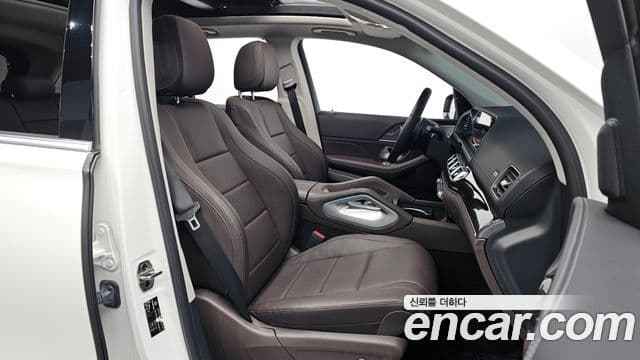 Mercedes-Benz GLE-Class 2023 — ფოტო 11/20