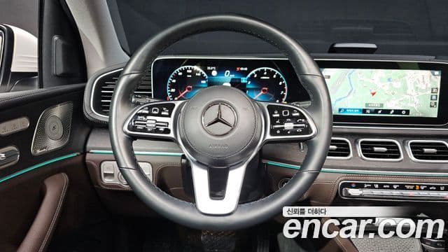 Mercedes-Benz GLE-Class 2023 — ფოტო 11/20
