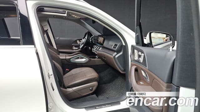 Mercedes-Benz GLE-Class 2023 — ფოტო 18/20