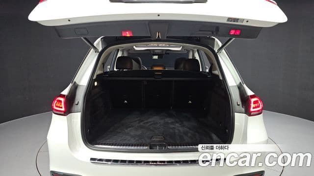 Mercedes-Benz GLE-Class 2023 — ფოტო 20/20