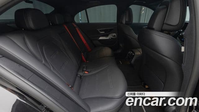 Mercedes-Benz E-Class 2025 — Şəkil 18/20