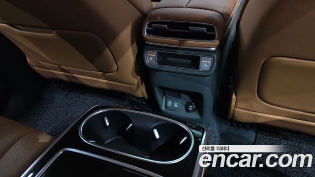 Genesis GV80 2024 — ფოტო 19/20