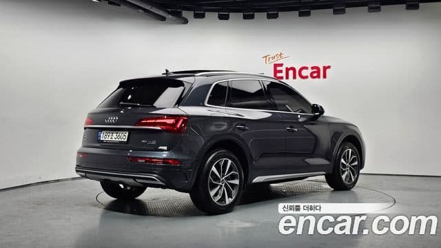 Audi Q5 2023 — Şəkil 2/20