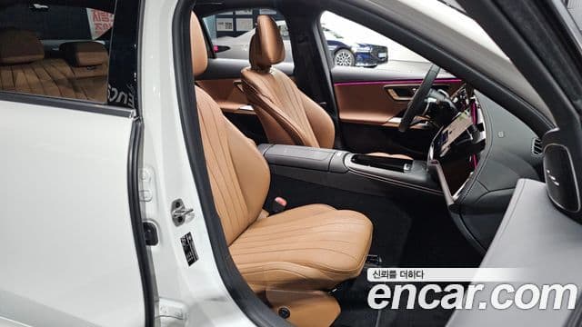 Mercedes-Benz E-Class 2025 — Фото 11/20