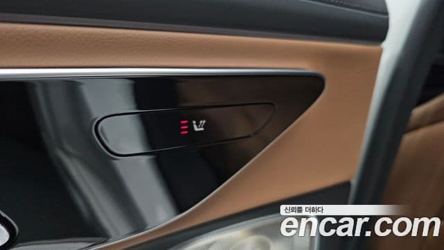 Mercedes-Benz E-Class 2025 — Фото 16/20