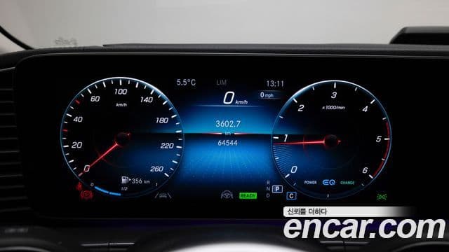 Mercedes-Benz GLE-Class 2022 — ფოტო 7/20