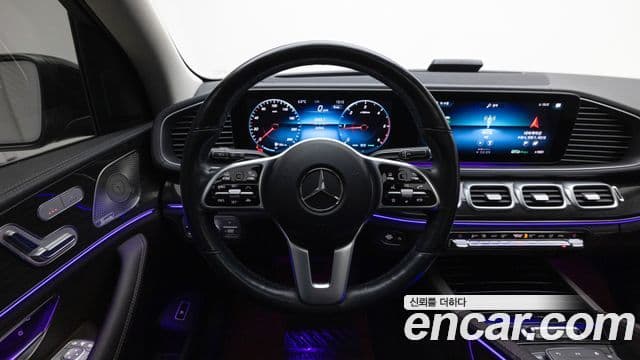 Mercedes-Benz GLE-Class 2022 — ფოტო 13/20