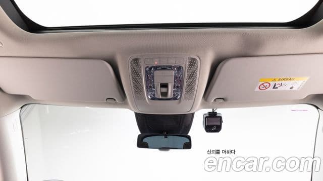 Mercedes-Benz GLE-Class 2022 — ფოტო 15/20