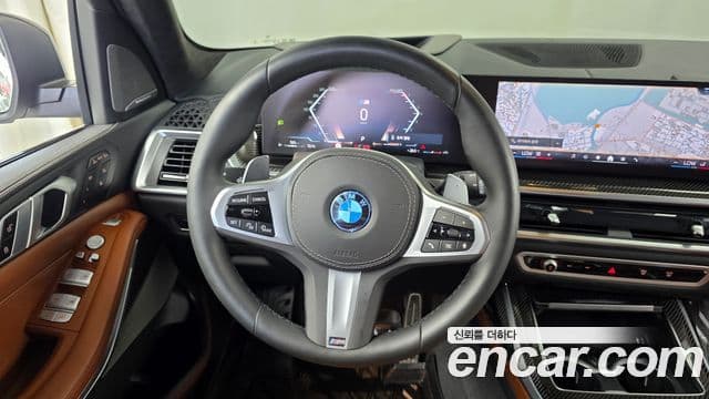 BMW X7 2025 — ფოტო 13/20