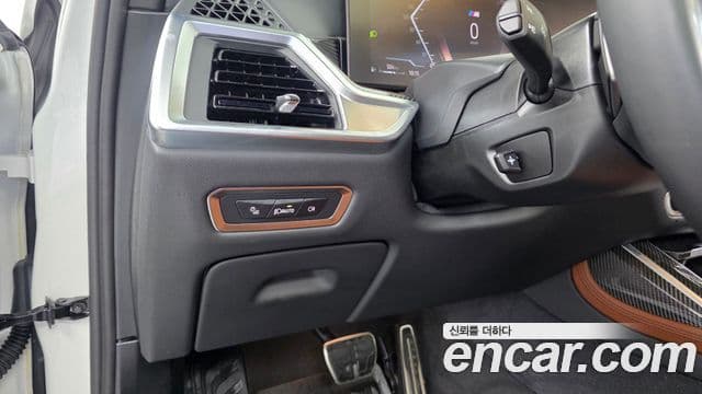 BMW X7 2025 — ფოტო 16/20