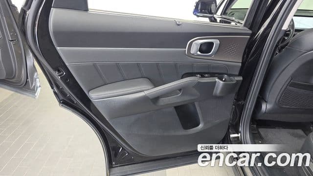 Kia Sorento 2024 — Photo 19/33