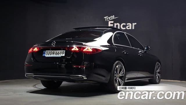 Mercedes-Benz E-Class 2025 — Şəkil 2/20