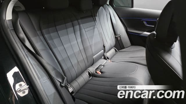 Mercedes-Benz E-Class 2025 — Şəkil 11/20